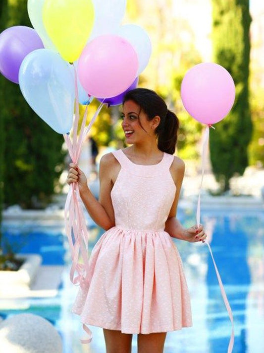 A-Line/Princess Sleeveless Halter Short/Mini Dresses Taliyah Homecoming Dresses Lace Satin