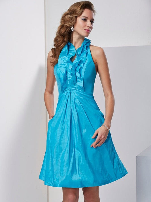 A-Line/Princess Halter Sleeveless Ruffles Short Taffeta Deja Homecoming Dresses